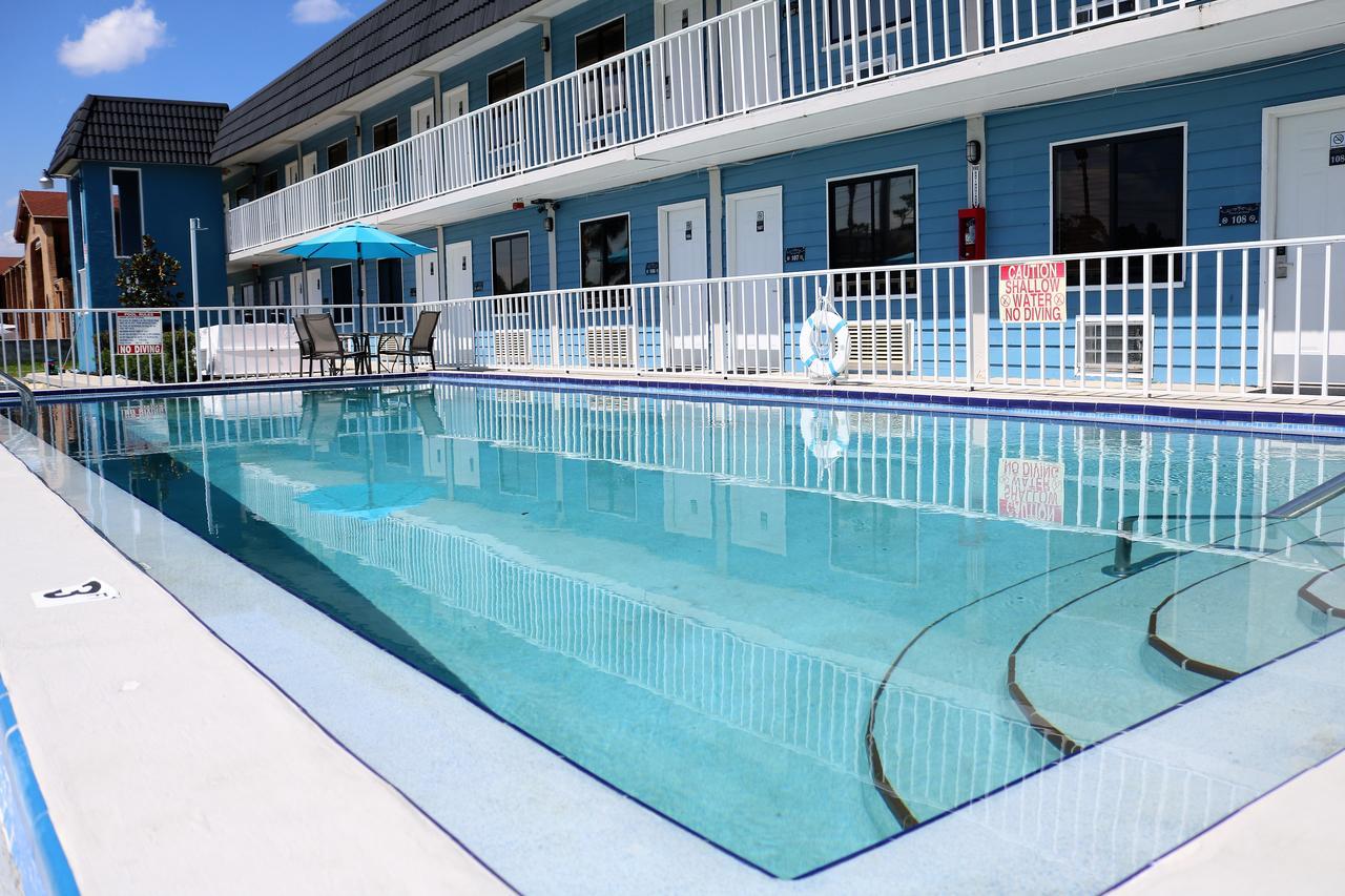 Monte Carlo Inn- Near Disney คิสซิมมี ภายนอก รูปภาพ