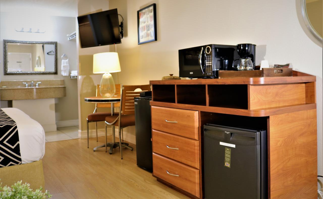 Monte Carlo Inn- Near Disney คิสซิมมี ภายนอก รูปภาพ